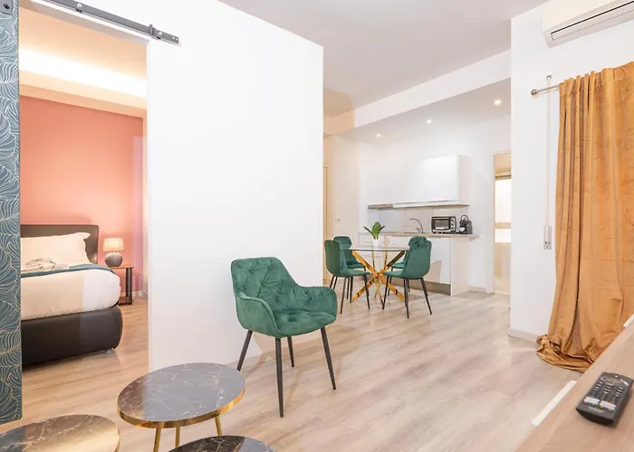 Piazza Cavour 90 Appartement *